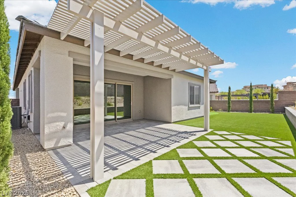 61 Agnew, Las Vegas, NV 89138