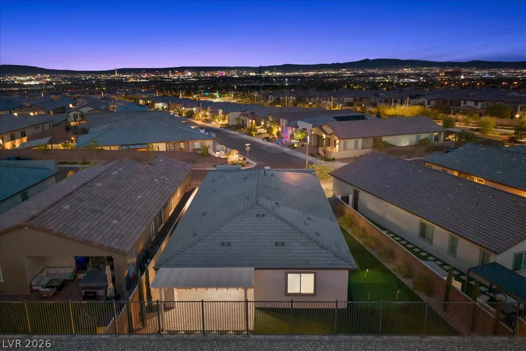 61 Agnew, Las Vegas, NV 89138