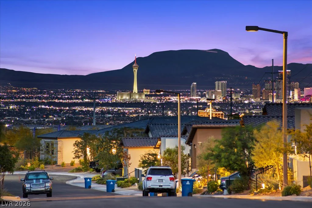 61 Agnew, Las Vegas, NV 89138