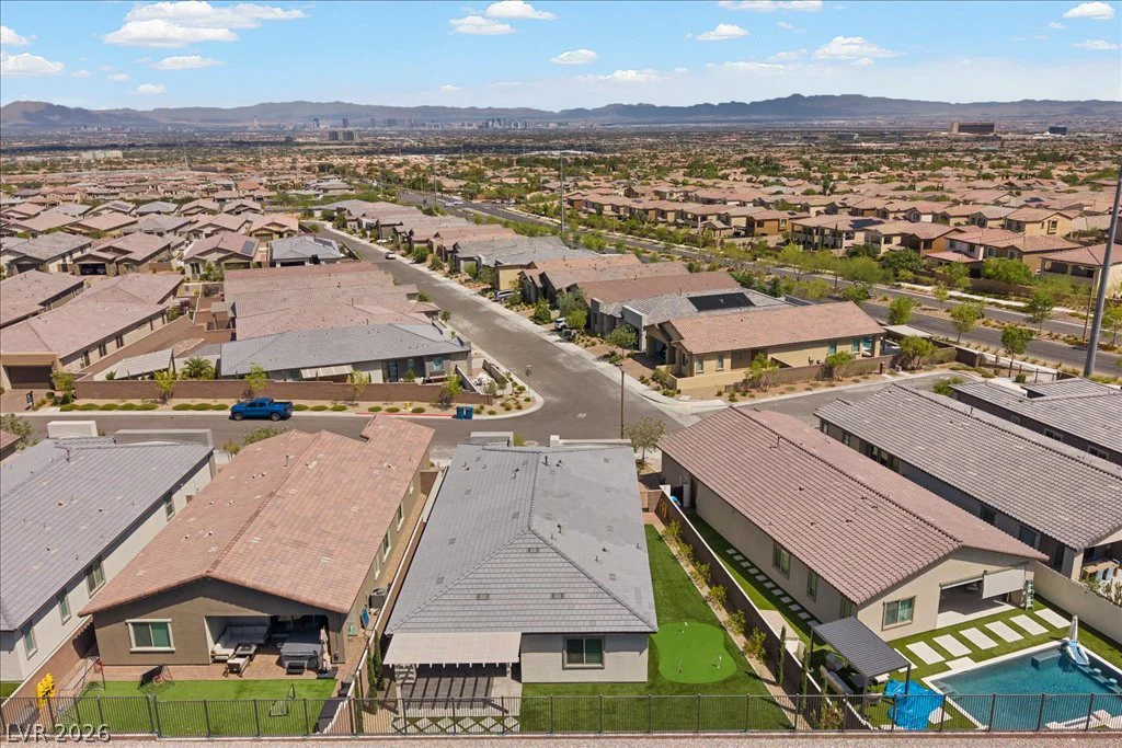 61 Agnew, Las Vegas, NV 89138