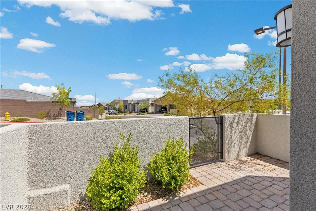 61 Agnew, Las Vegas, NV 89138