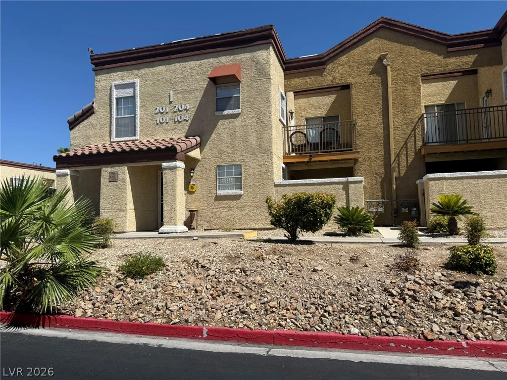 2801 Rainbow, Las Vegas, NV 89108