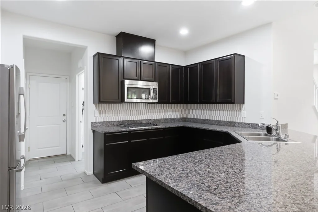 10639 Whiting, Las Vegas, NV 89166