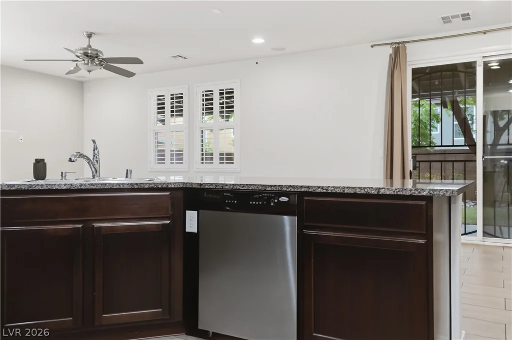10639 Whiting, Las Vegas, NV 89166