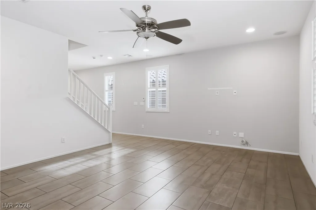 10639 Whiting, Las Vegas, NV 89166