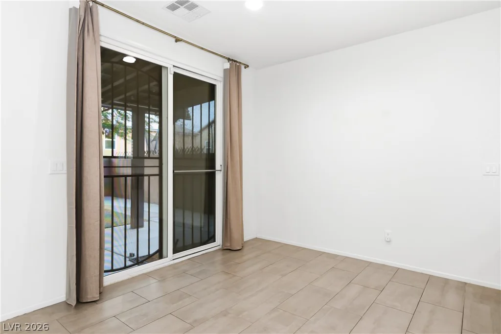 10639 Whiting, Las Vegas, NV 89166