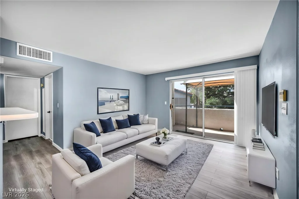 5222 Mandalay Springs, Las Vegas, NV 89120
