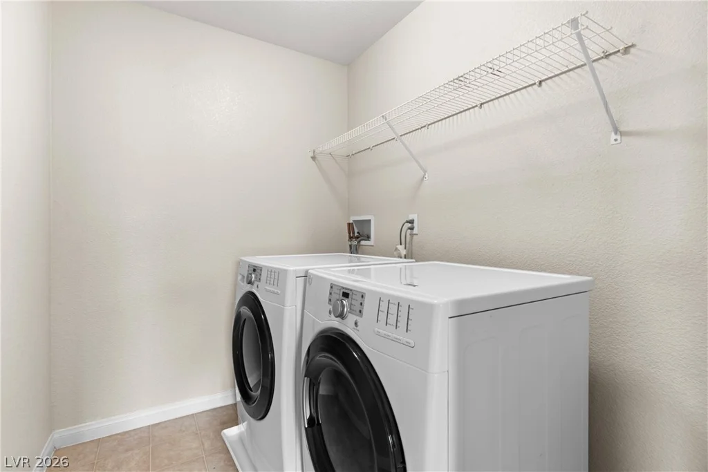9941 Anthem County, Las Vegas, NV 89178