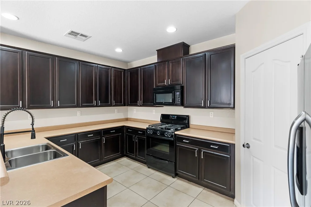 9941 Anthem County, Las Vegas, NV 89178
