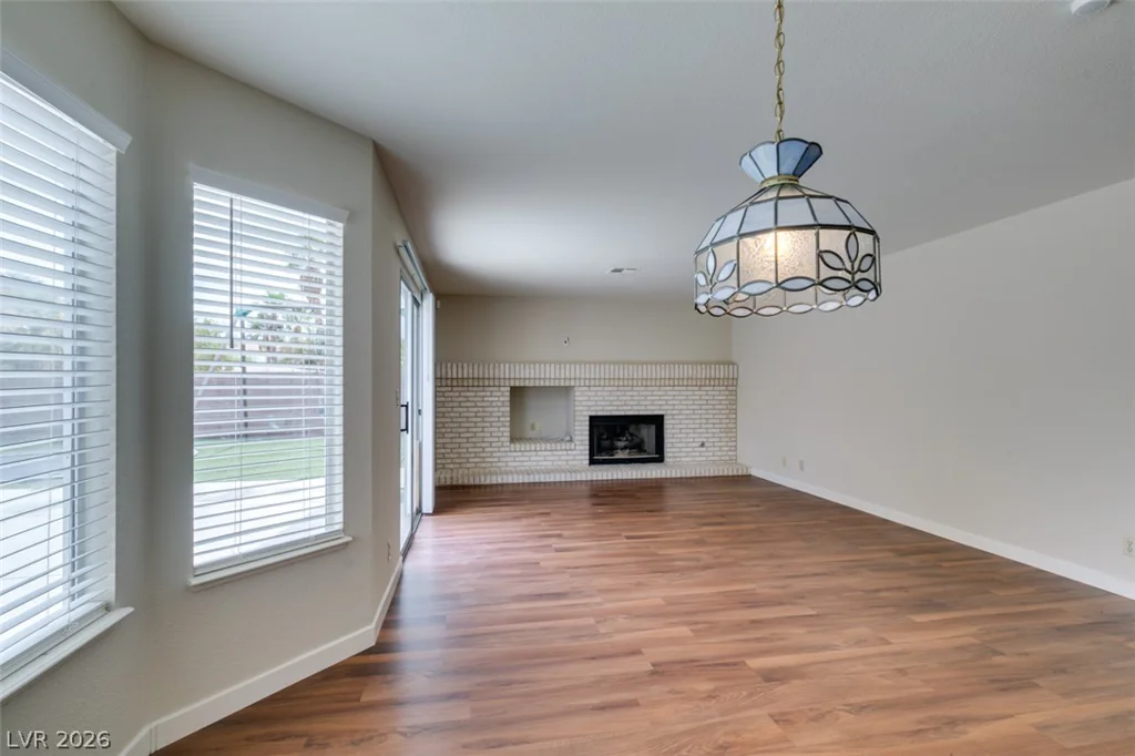 7360 Abbeyville, Las Vegas, NV 89123