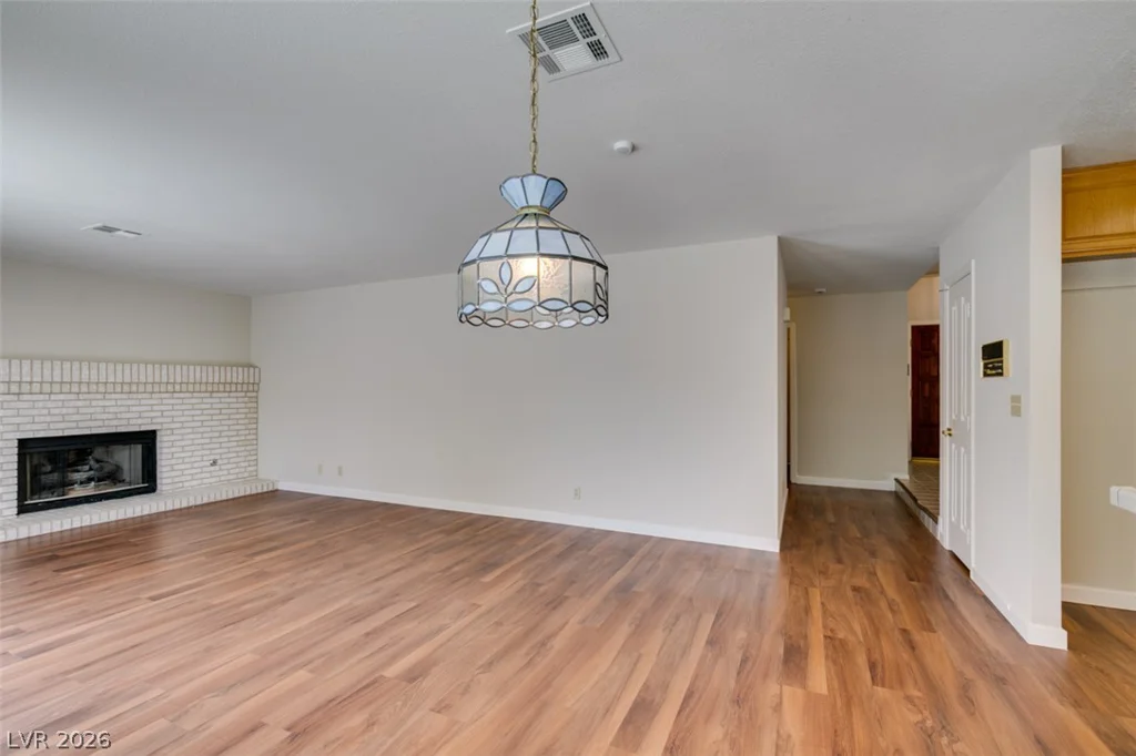 7360 Abbeyville, Las Vegas, NV 89123