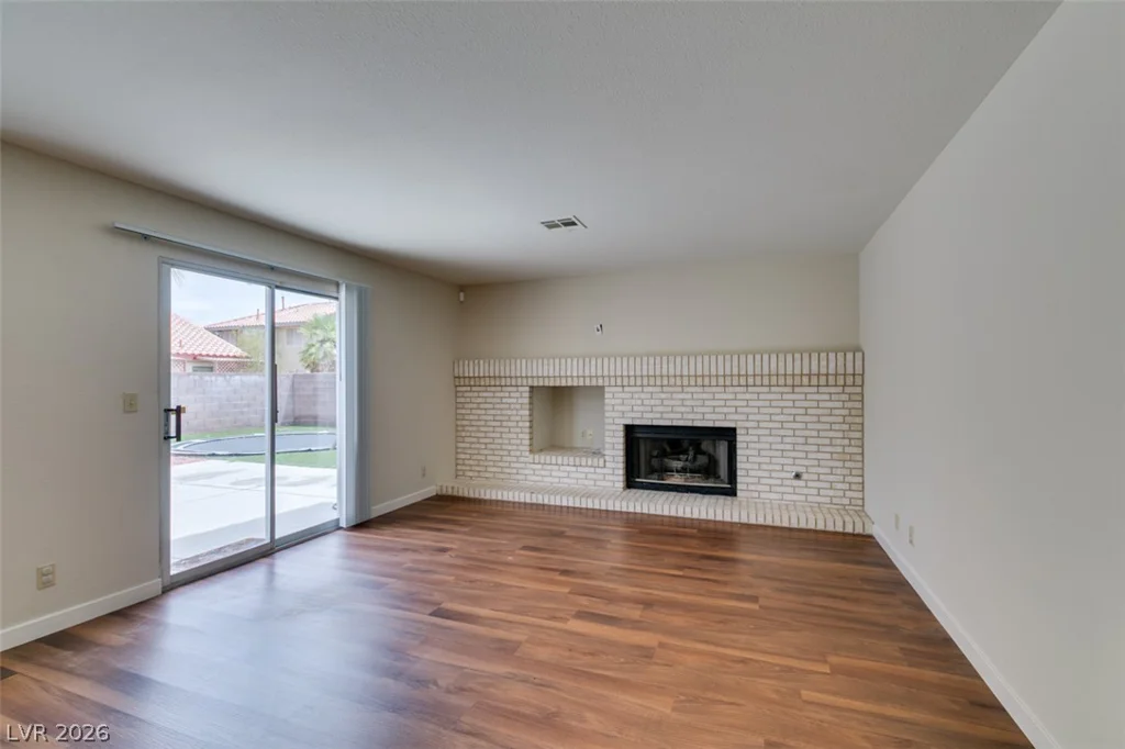 7360 Abbeyville, Las Vegas, NV 89123