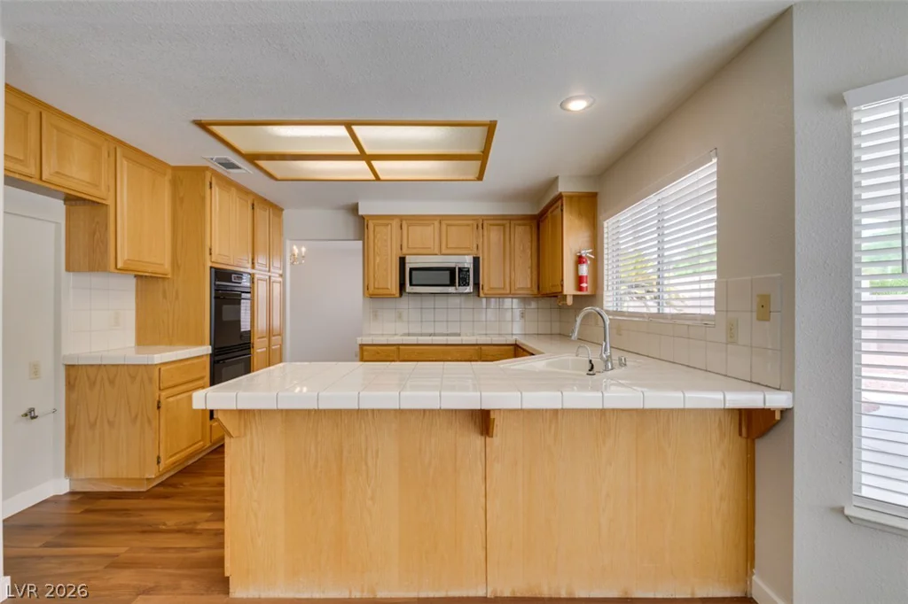 7360 Abbeyville, Las Vegas, NV 89123