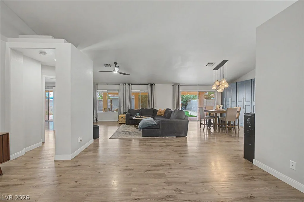 7919 Gorgas, Las Vegas, NV 89129