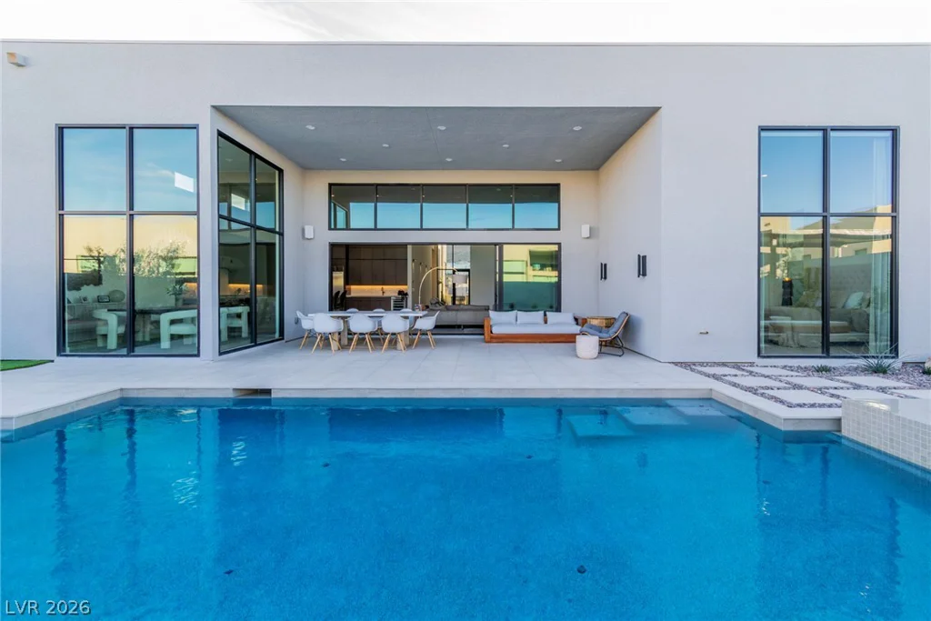 10824 Agate Cliffs, Las Vegas, NV 89135