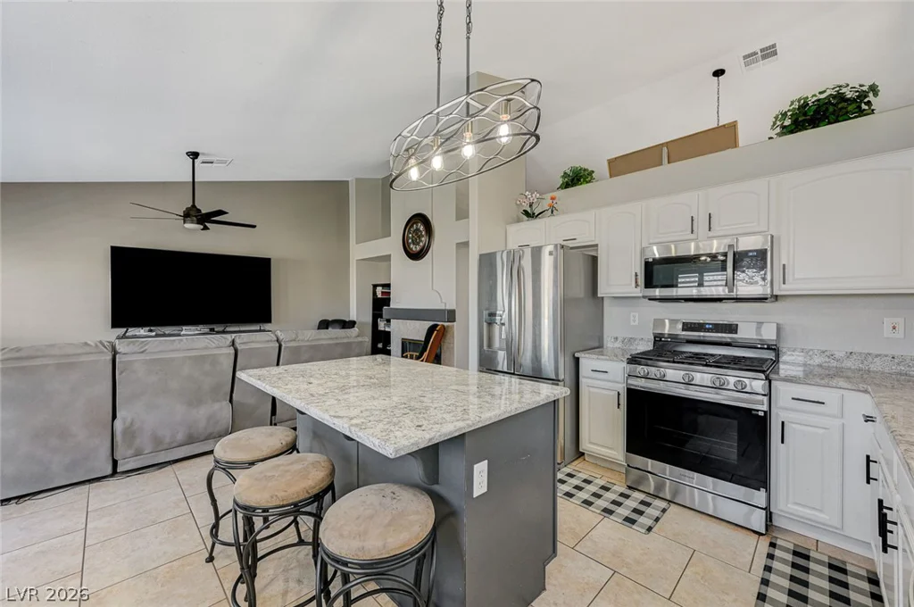 2746 Canarsy, Henderson, NV 89052
