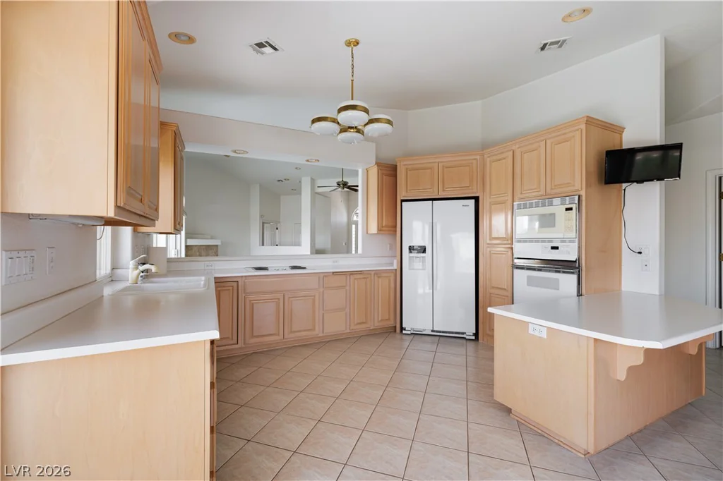 1052 Calico Ridge, Henderson, NV 89011