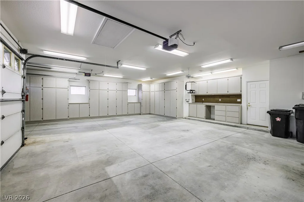 1052 Calico Ridge, Henderson, NV 89011