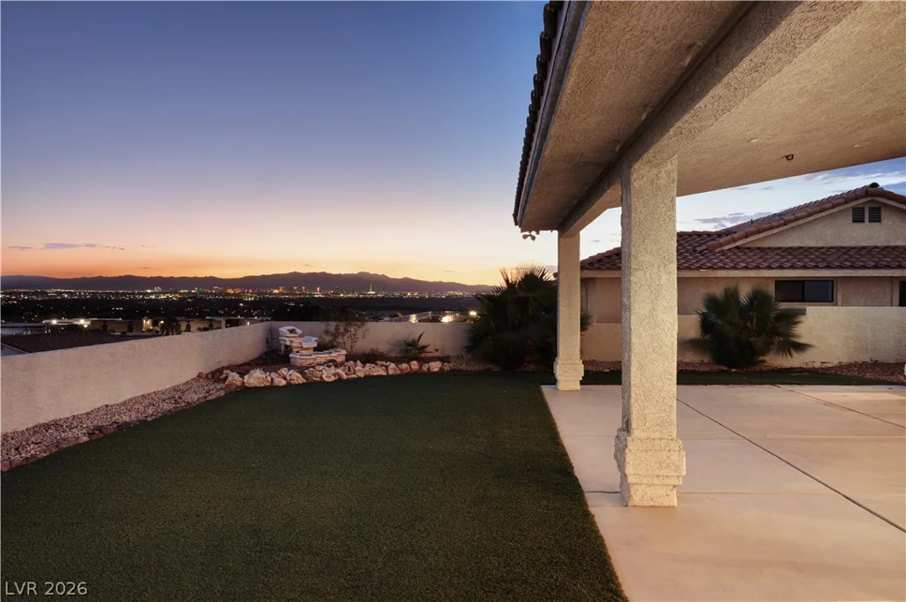 1052 Calico Ridge, Henderson, NV 89011