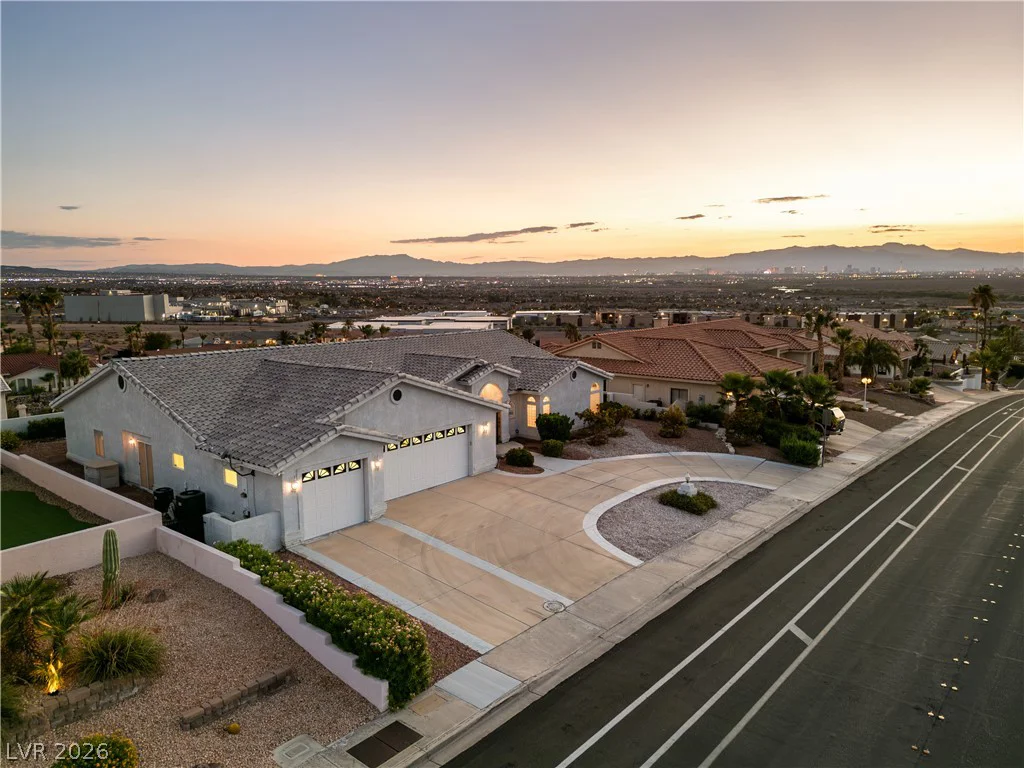 1052 Calico Ridge, Henderson, NV 89011