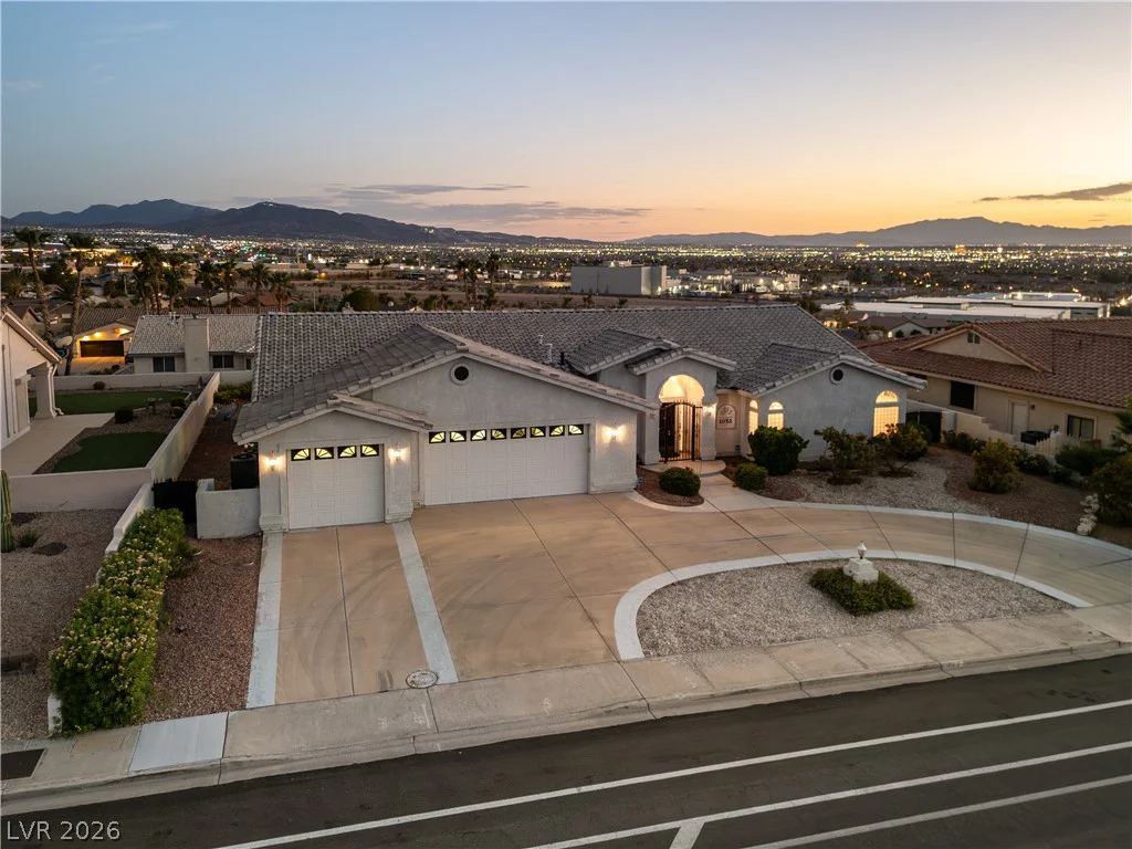 1052 Calico Ridge, Henderson, NV 89011