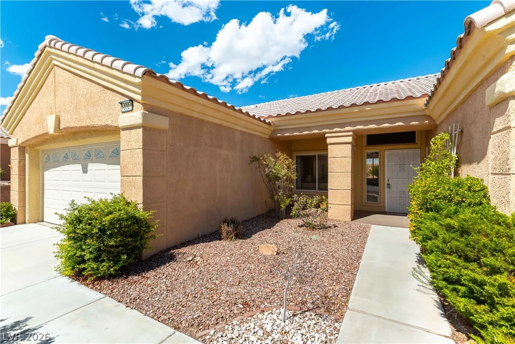 10304 Snyder, Las Vegas, NV 89134