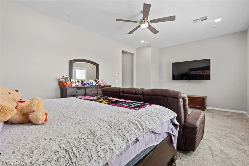 9915 Justin Earl, Las Vegas, NV 89149