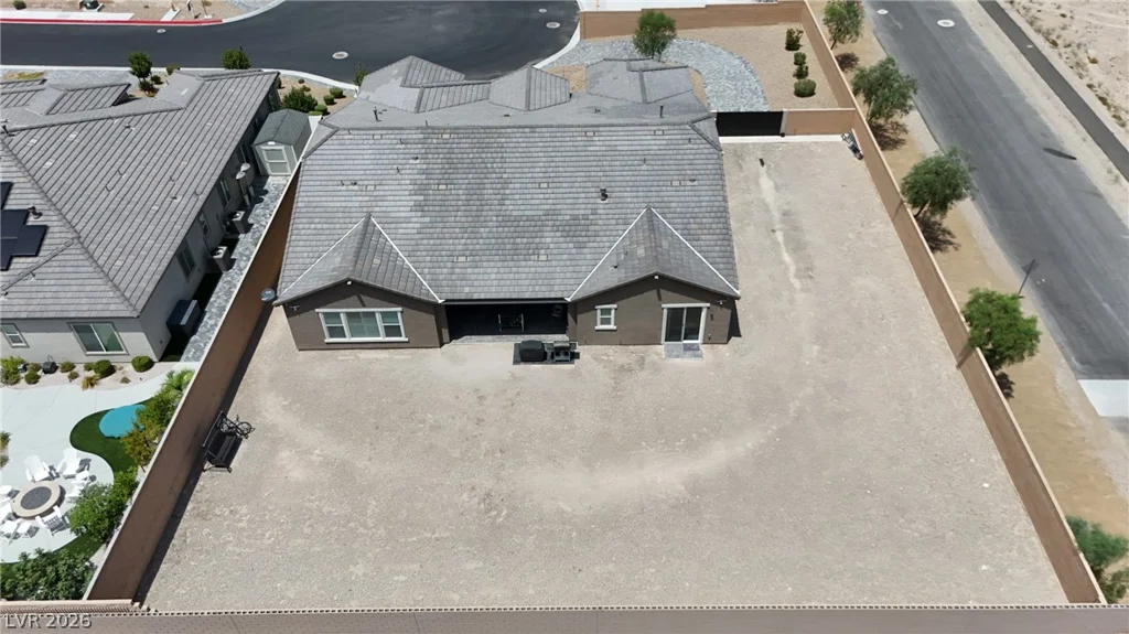 9915 Justin Earl, Las Vegas, NV 89149
