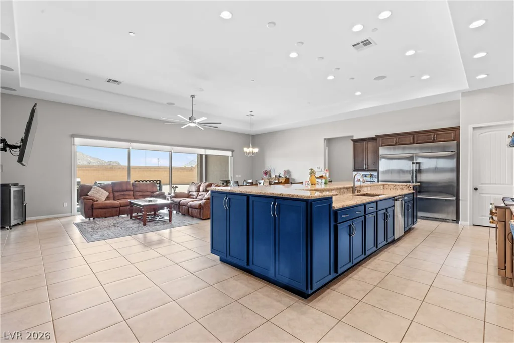 9915 Justin Earl, Las Vegas, NV 89149