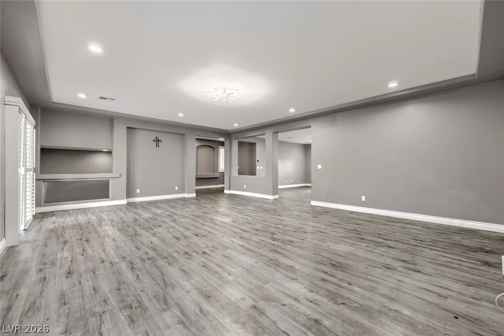 8200 Duncan Peak, Las Vegas, NV 89139