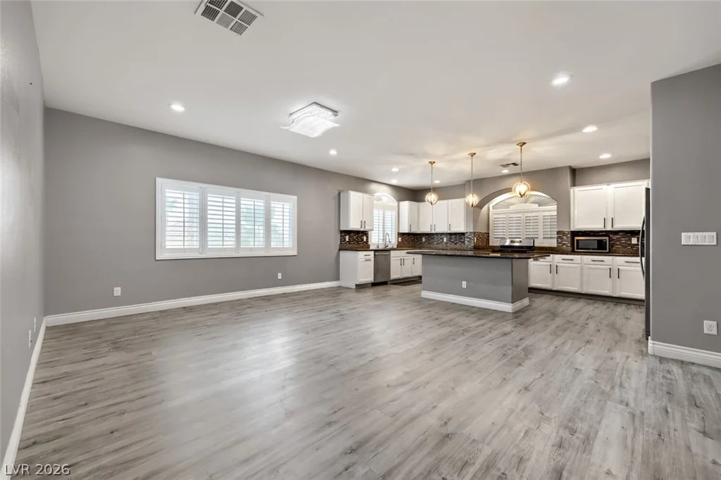 8200 Duncan Peak, Las Vegas, NV 89139