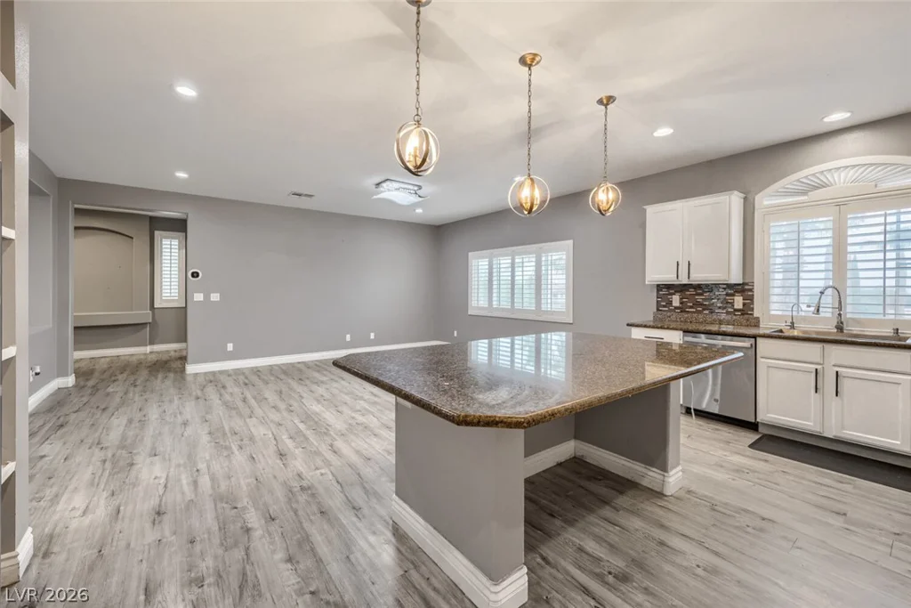 8200 Duncan Peak, Las Vegas, NV 89139
