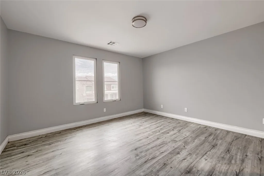 8200 Duncan Peak, Las Vegas, NV 89139