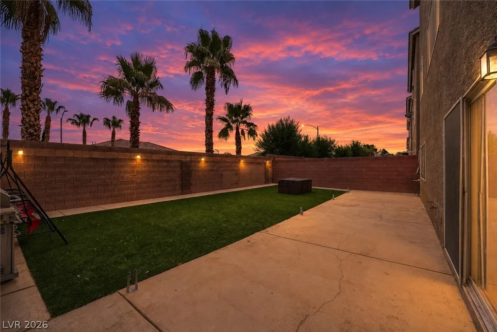 8200 Duncan Peak, Las Vegas, NV 89139