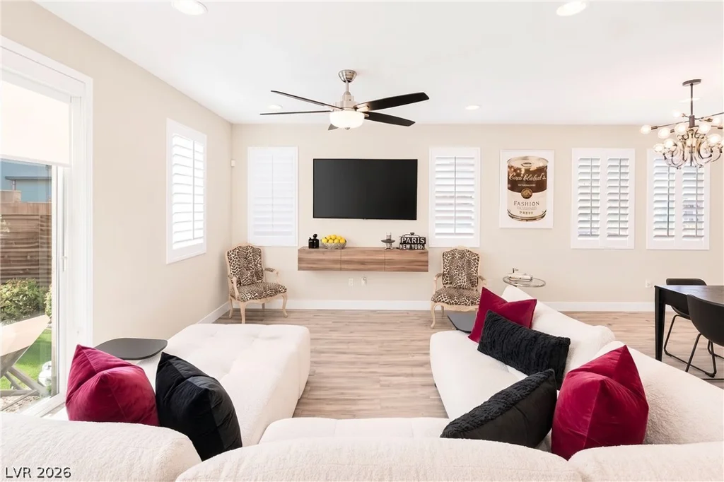 11423 Gravitation, Las Vegas, NV 89135