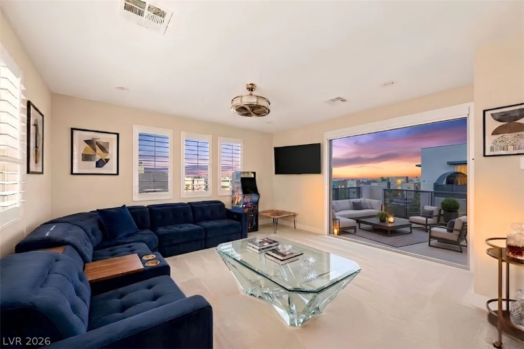 11423 Gravitation, Las Vegas, NV 89135