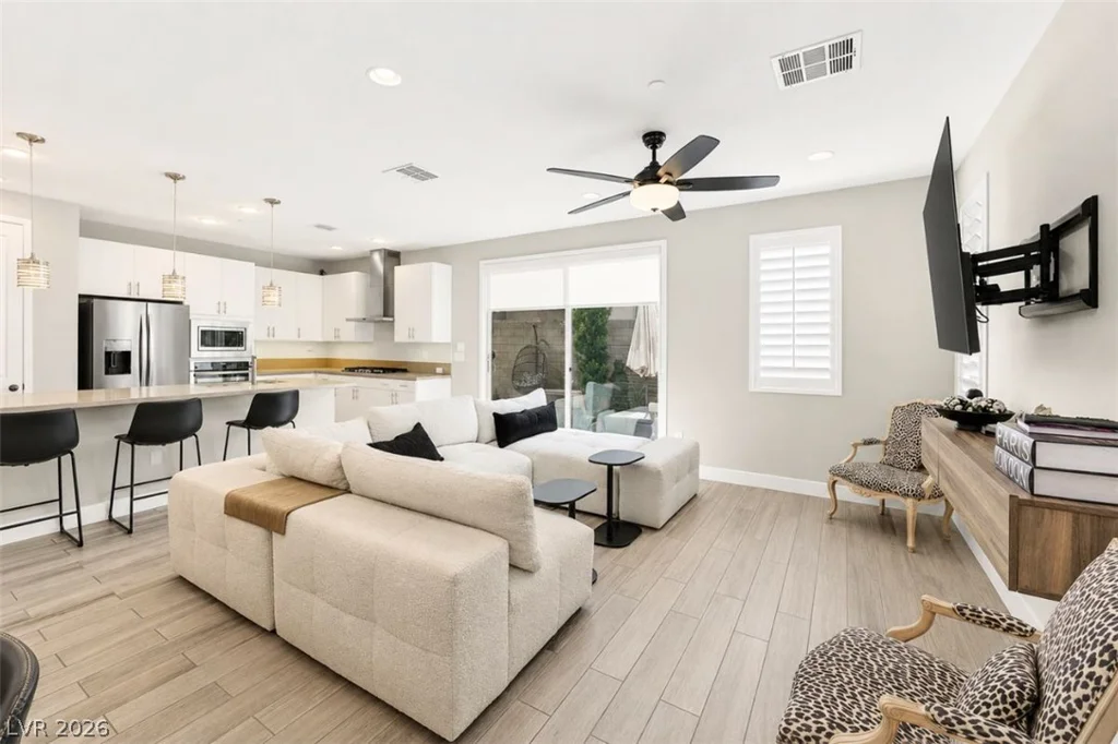 11423 Gravitation, Las Vegas, NV 89135