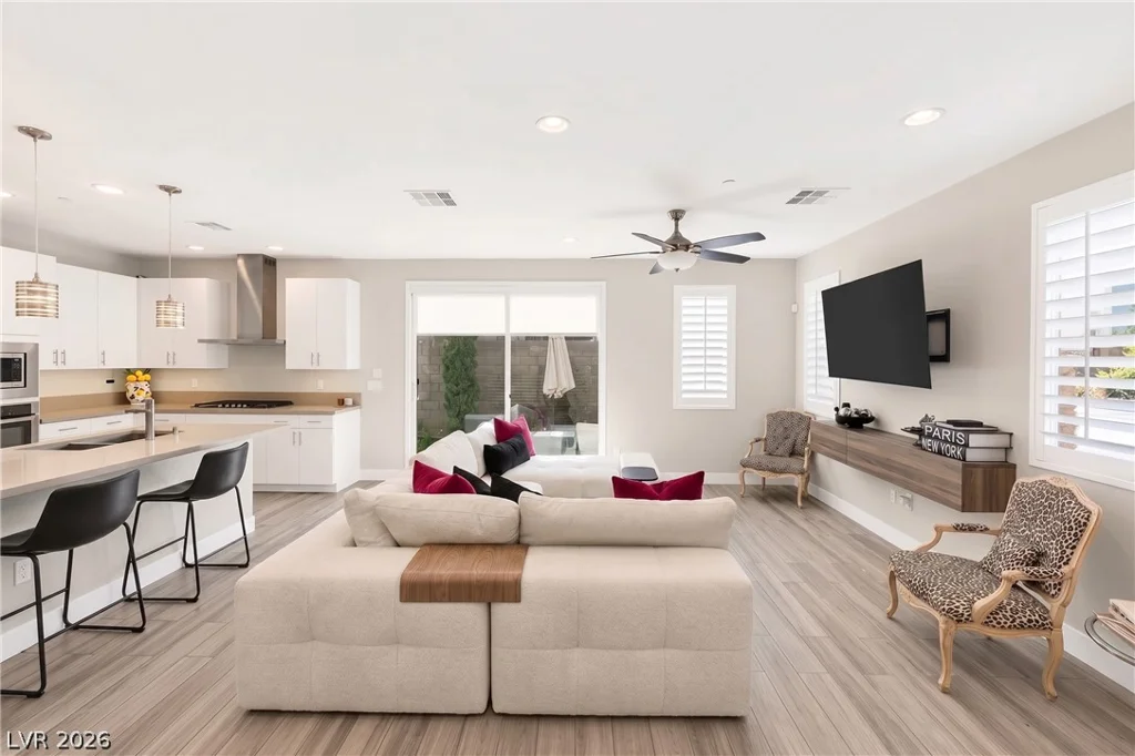 11423 Gravitation, Las Vegas, NV 89135