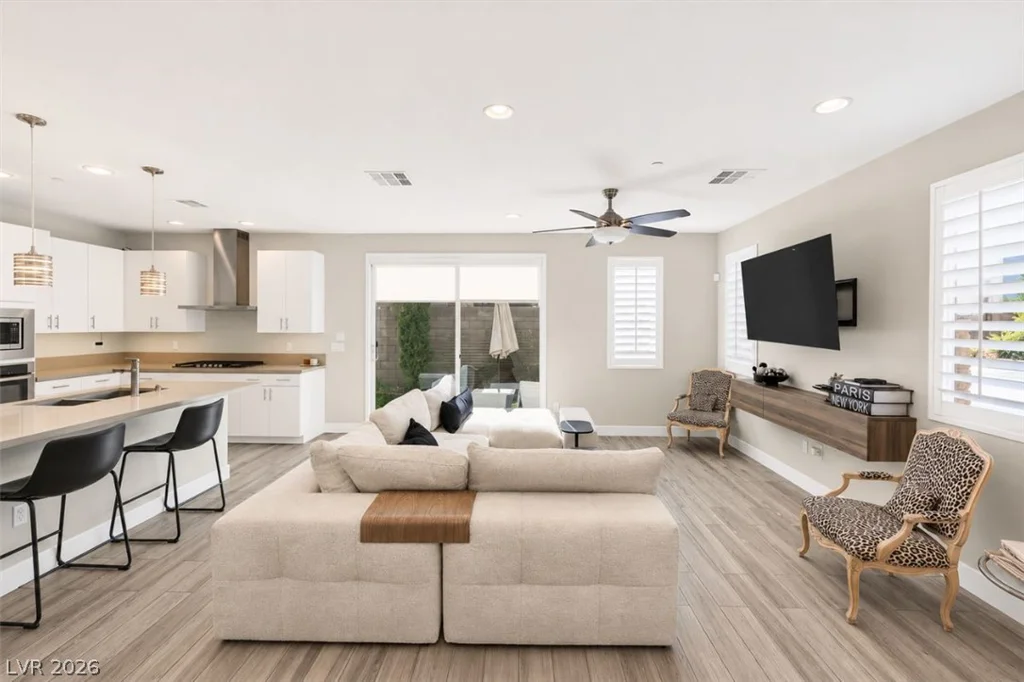 11423 Gravitation, Las Vegas, NV 89135