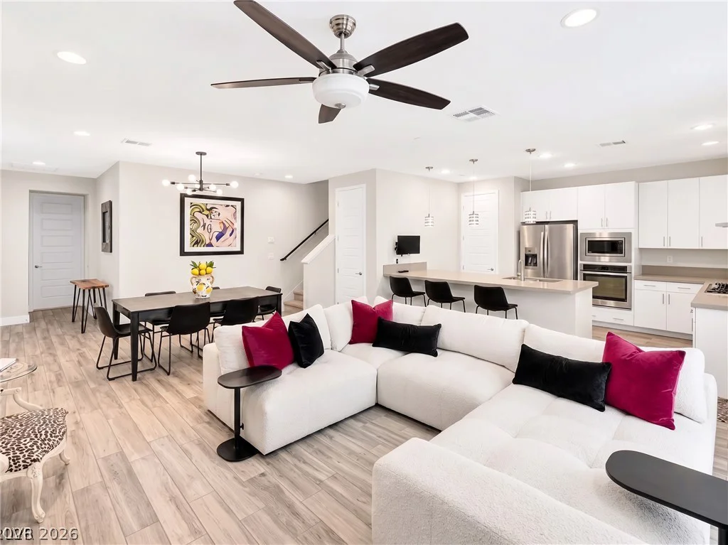 11423 Gravitation, Las Vegas, NV 89135