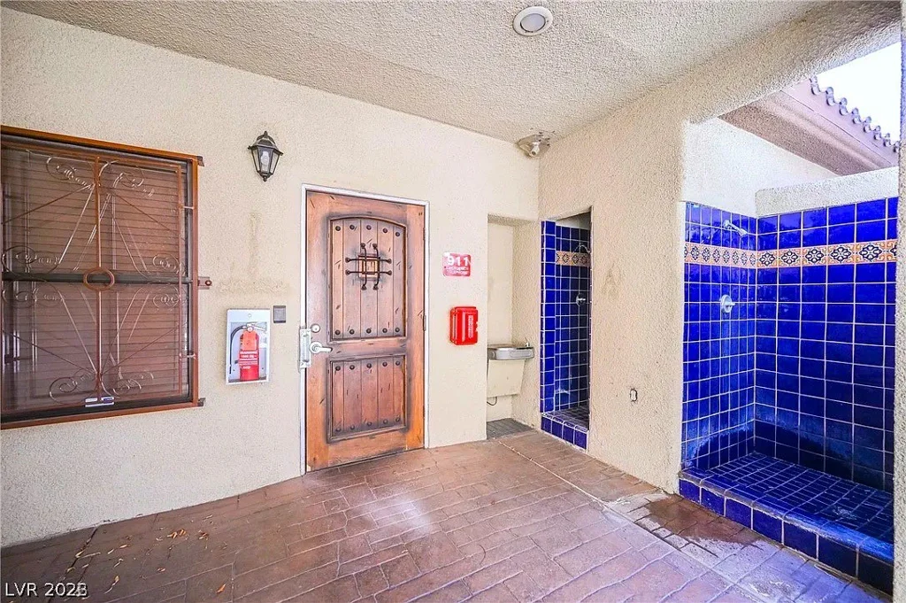 3135 Mojave, Las Vegas, NV 89121