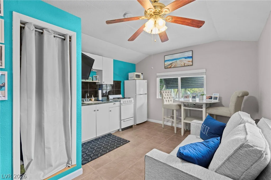 307 Fife, Henderson, NV 89015