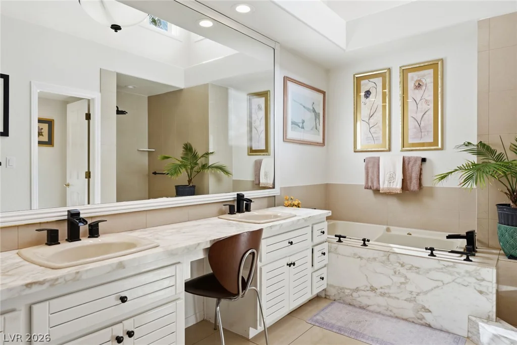 7889 Harbour Towne, Las Vegas, NV 89113