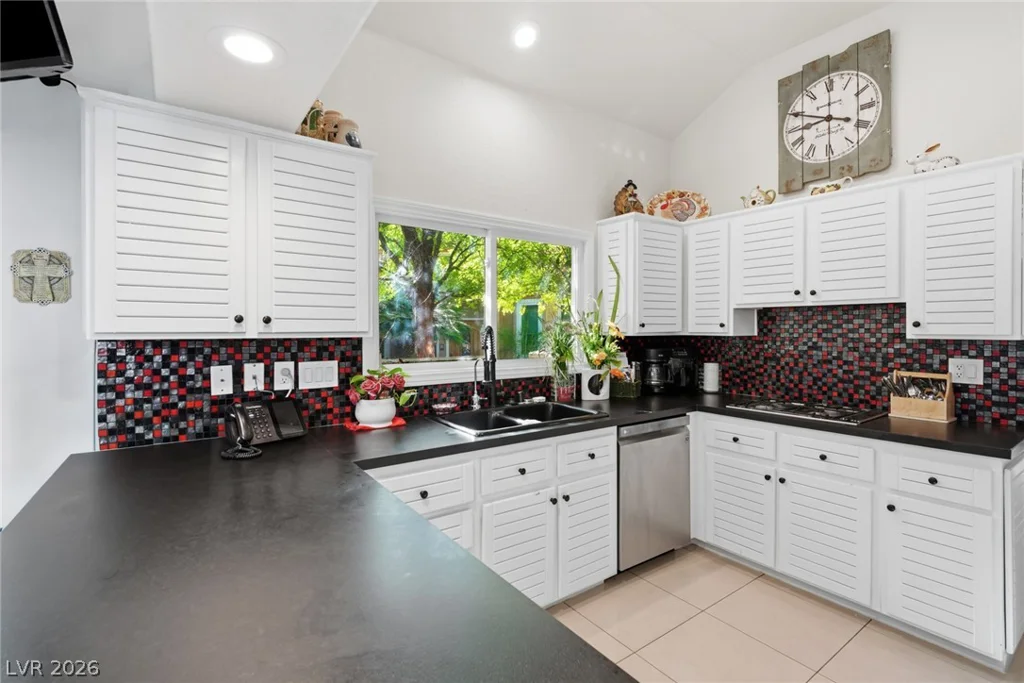7889 Harbour Towne, Las Vegas, NV 89113