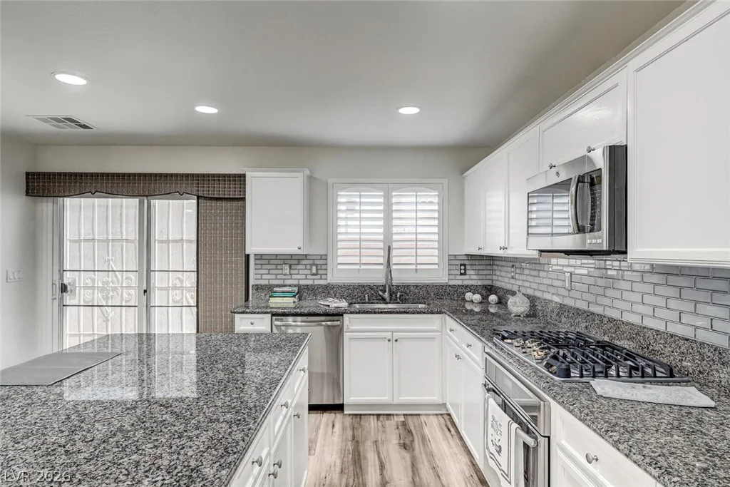 6980 Walden Park, Las Vegas, NV 89166