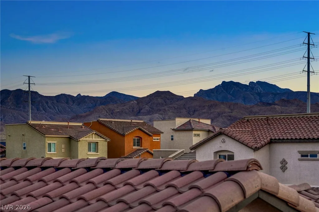 6980 Walden Park, Las Vegas, NV 89166