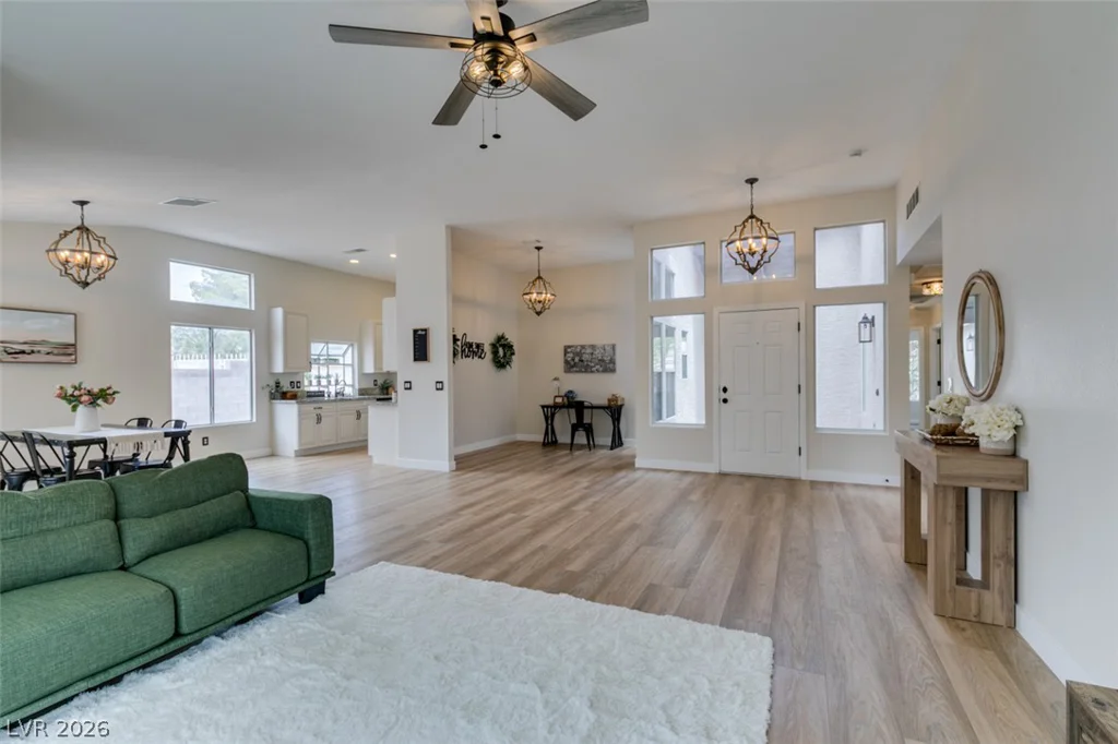 2052 Angel Falls, Henderson, NV 89074