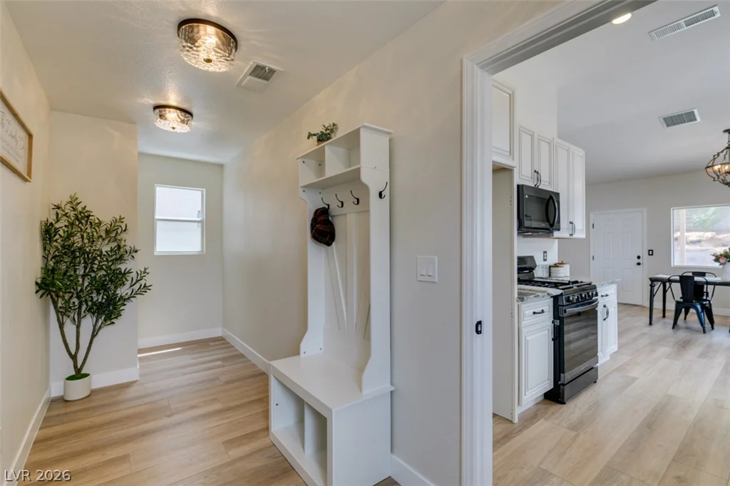 2052 Angel Falls, Henderson, NV 89074