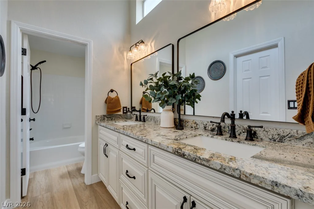 2052 Angel Falls, Henderson, NV 89074