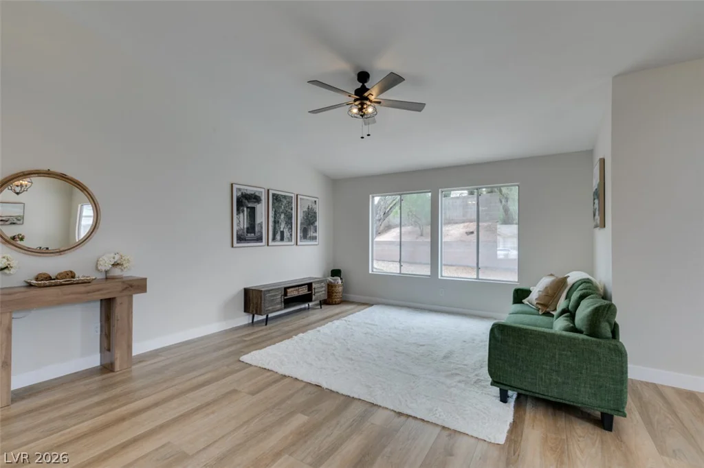 2052 Angel Falls, Henderson, NV 89074